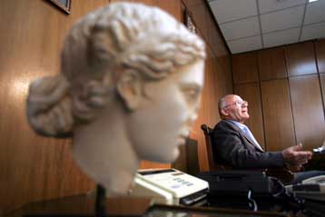 Με αντικειμενικά κριτήρια οι μεταθέσεις των δικαστικών επαναλαμβάνει ο Γ.Κάπος