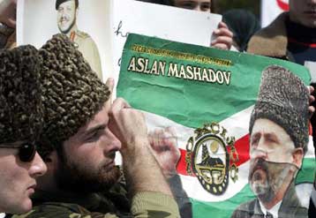 Η ρωσική Εισαγγελία διαψεύδει το Κρεμλίνο για τις συνθήκες θανάτου του Μασχάντοφ