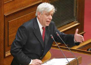 Νέα κόντρα στη Βουλή για τον «βασικό μέτοχο»