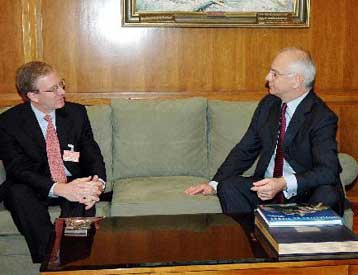 Αίτημα των ΗΠΑ για την αποστολή ελληνικών όπλων στο Ιράκ