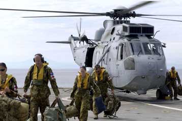 Εννέα νεκροί από την πτώση αυστραλιανού ελικοπτέρου στην Ινδονησία