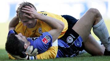 Συνεχίζεται το θρίλερ με Μπάγερν, Σάλκε-Κινδυνεύει να μην βγει Ευρώπη το Αμβούργο