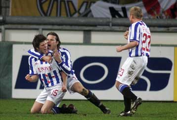 Ο Σαμαράς νίκησε τον Χαριστέα στο ελληνικό ντέρμπι της Ολλανδίας