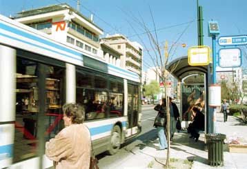 Ενδεχόμενη αύξηση των εισιτηρίων στα μέσα μαζικής μεταφοράς έως 10% μελετά η κυβέρνηση