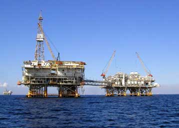 Σε ιχθυοτροφεία ίσως μετατραπούν χιλιάδες πλατφόρμες πετρελαίου στις ΗΠΑ