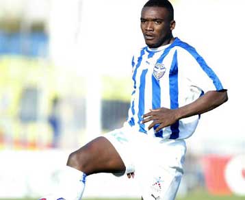 Καταδικάζει τη ρατσιστική επίθεση στον Κόφι Αμπονσά ο ΠΣΑΠ