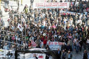 Μεγάλη μείωση της απασχόλησης το τέταρτο τρίμηνο του 2004 – Ανησυχία για το 2005