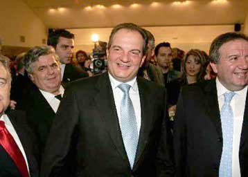 Συναντήσεις Καραμανλή με τους προέδρους της ΟΚΕ και του ΣΕΠΕ