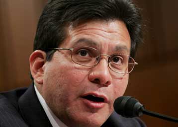 Διατήρηση του έκτακτου αντιτρομοκρατικού νόμου ζητά το υπουργείο Δικαιοσύνης των ΗΠΑ