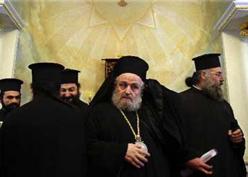 Αντιδράσεις για τις δώδεκα, τελικά, δεσμεύσεις Ειρηναίου στην Ιορδανία