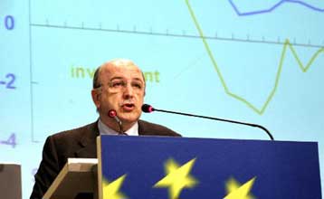 Εγκρίνεται το Πρόγραμμα Σταθερότητας με επιφυλάξεις Κομισιόν για πρόσθετα μέτρα