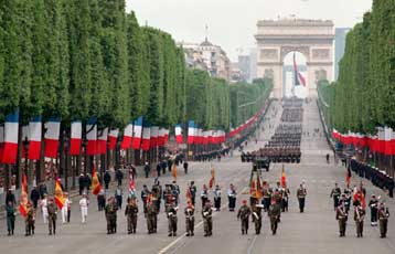 Περισσότερη ευρωπαϊκή επιρροή έναντι της αμερικανικής ζητούν οι πολίτες του κόσμου