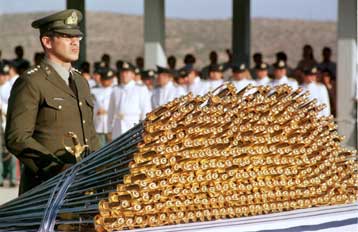 Διενέργεια προκαταρκτικής εξέτασης για την εξαφάνιση στοιχείων από στρατιωτικές σχολές