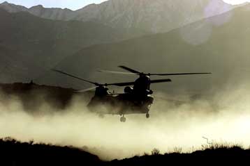 Δεκαοκτώ Αμερικανοί στρατιώτες νεκροί από τη συντριβή Chinook στο Αφγανιστάν