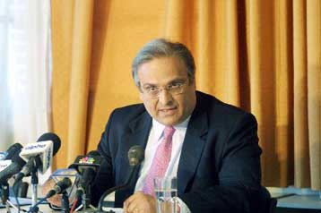 Κατηγορηματικό «όχι» από μικρομεσαίους και εργαζομένους στη διεύρυνση του ωραρίου