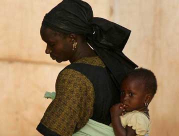 Μισό εκατομμύριο γυναίκες στον κόσμο πεθαίνουν ετησίως στην κύηση ή τον τοκετό