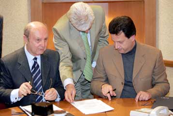 Συμβαση με την ΑΕΠΙ υπέγραψε η ΕΡΤ – Νέα αρχή για το Φεστιβάλ Τραγουδιού Θεσσαλονίκης