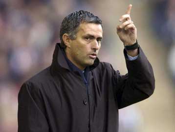 Την καταγγελία του Μουρίνιο για συνομιλία Ράικαρντ-Φρισκ επιβεβαιώνει ο παρατηρητής