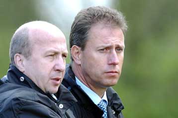 Ο Αλέν Περέν ανέλαβε καθήκοντα προπονητή στην Πόρτσμουθ, τεχνικός διευθυντής ο Ζάετς