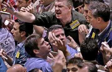 Κάτω από τα 54 δολάρια υποχωρούν οι τιμές του πετρελαίου