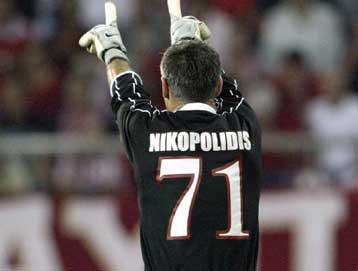 Η Λεωφόρος του τίτλου και το πέρασμα του Αντώνη Νικοπολίδη
