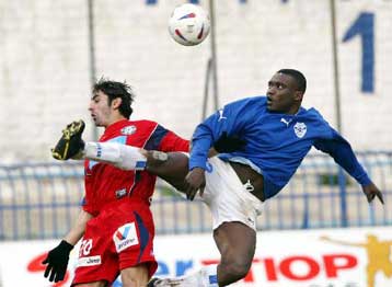 Λύθηκε κοινή συναινέση το συμβόλαιο Αμπονσά-Αιγάλεω