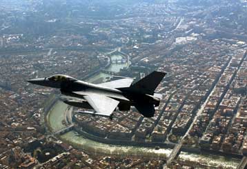 Αναχαίτιση μικρού αεροσκάφους στη Ρώμη από ιταλικά μαχητικά