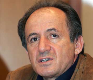 Πυρά κατά της κυβέρνησης για εμπαιγμό των εργαζόμενων εξαπολύει ο Χ.Πολυζωγόπουλος