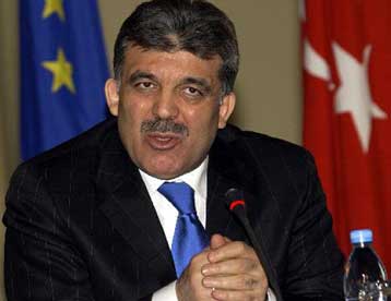 Τη βούληση Ελλάδας-Τουρκίας για επίλυση των διμερών προβλημάτων, επανέλαβε ο Γκιουλ