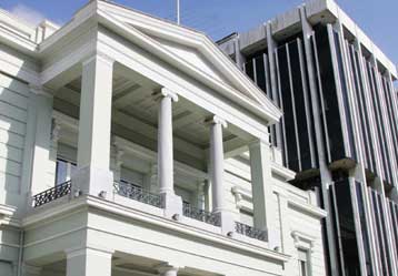 Προβληματισμός για τα «γκρίζα» σημεία της επιστολής Νίμιτς