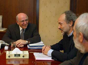 To καλοκαίρι αλλάζει το καθεστώς έκδοσης των οικοδομικών αδειών