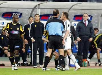 Πρόστιμο στον Ζωγραφάκη από τον ΠΑΟΚ για την αποβολή του στο ΟΑΚΑ