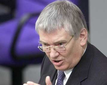 Γερμανοτουρκικός «πόλεμος» διαβατηρίων στη σκιά μιας κρίσιμης εκλογικής αναμέτρησης