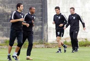 Ο Καραγεωργίου έδιωξε τον Μαλαδένη από την προπόνηση του ΠΑΟΚ