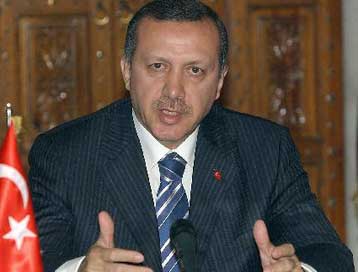 Σε «ανοικτή συζήτηση» για το αρμενικό ζήτημα καλεί ο Ταγίπ Ερντογάν