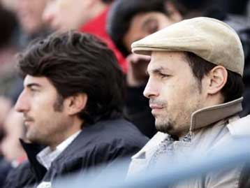 Ενοχλήσεις αισθάνθηκε ο Σέζαρ-Τον «πιτσιρικά» Κομβολίδη θέλει η ΑΕΚ