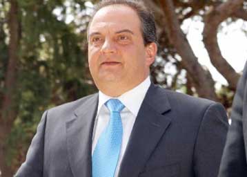 Δυσαρεστημένος φέρεται ο πρωθυπουργός από τις διαρροές στον Τύπο