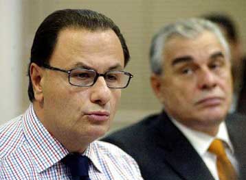 Ελαστικό 8ωρο και υπερωρίες επί τάπητος – Παγώνει η ένταξη των ειδικών ταμείων στο ΙΚΑ