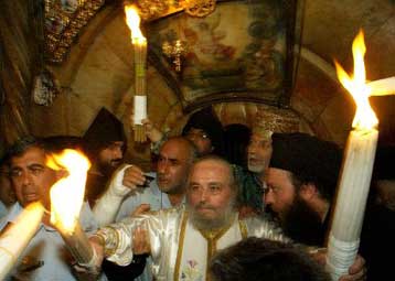 Διαμάχη και φέτος Ειρηναίου – Αρμενίων για την Αφή του Αγίου Φωτός