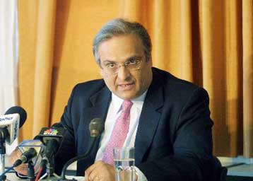 Μετά το Πάσχα το νομοσχέδιο για τη διεύρυνση του ωραρίου των καταστημάτων