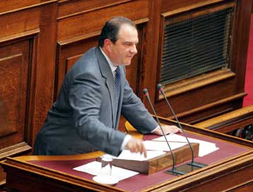 Σύγκληση Συμβουλίου Πολιτικών Αρχηγών για την ΠΓΔΜ προανήγγειλε ο πρωθυπουργός