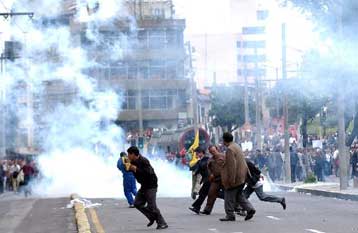 Κατάσταση εκτάκτου ανάγκης στον Ισημερινό υπό το βάρος αντικυβερνητικών διαδηλώσεων