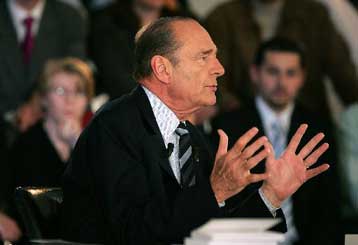 Ενισχύεται το γαλλικό «όχι» στο Ευρωσύνταγμα παρά την παρέμβαση Σιράκ