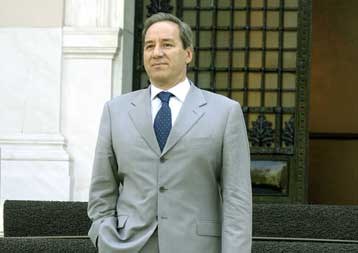 Σε διάλογο μεταξύ των εμπλεκόμενων μερών και η πρόταση Πολυζωγόπουλου για το Ασφαλιστικό