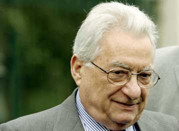 Ολιγοήμερη νοσηλεία του Π.Μολυβιάτη έπειτα από επιτυχή επέμβαση αγγειοπλαστικής