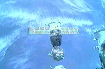 Στο Διεθνή Διαστημικό Σταθμό έφτασε την Κυριακή το ρωσικό διαστημόπλοιο Σογιούζ