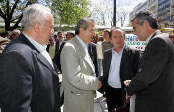 «Όχι» λένε τα συνδικάτα στην παρέμβαση της κυβέρνησης σε χρόνο εργασίας-υπερωρίες