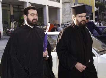 Απερρίφθη η αίτηση αποφυλάκισης του ιερέα Κύριλλου Σταυρόπουλου