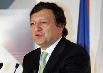 Στο επίκεντρο συζητήσεων στις Βρυξέλλες μία κρουαζιέρα του Ζοζέ Μπαρόζο