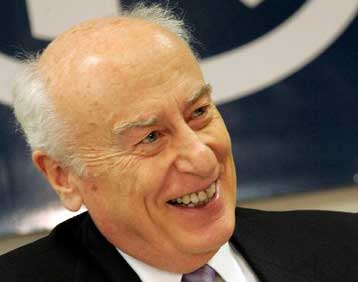 Δύσκολη χρονιά για τις τράπεζες το 2005, εκτιμά ο Γ.Κωστόπουλος